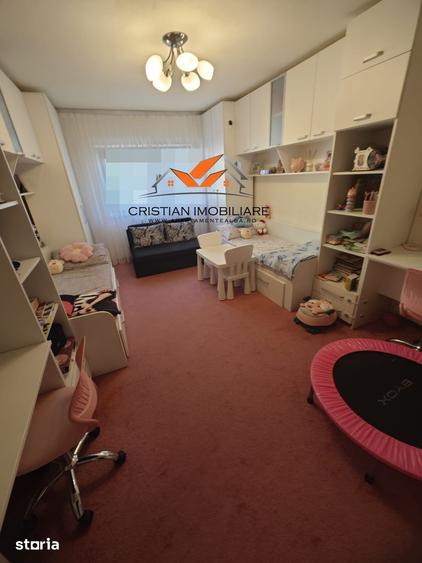 Apartament 2 camere decomandat, etaj 1, Cetate-Mercur! - 2