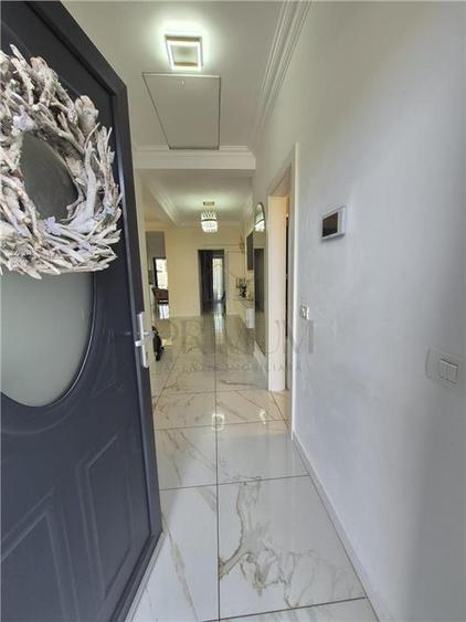 Duplex cu 3 camere cu Canalizare în Moșnița Nouă