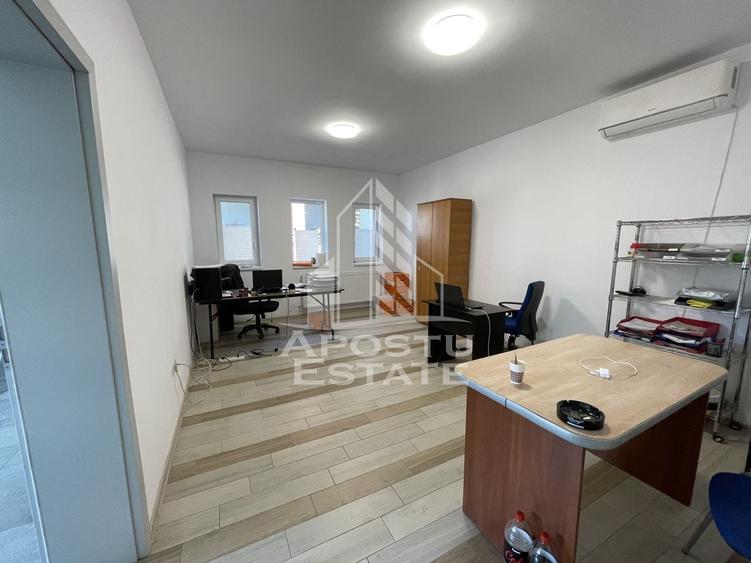 Spațiu industrial, de 1,212 mp, în Săcălaz