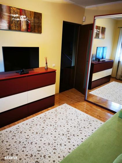 Casă cu 4 camere cu Teren 250 Mp în Domnești