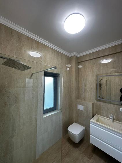 Casă individuală cu 4 camere cu Canalizare în Sud-Vest