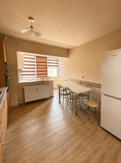 Apartament cu 2 camere semidecomandat, mobilat în Ultracentral