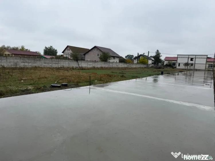 Teren de 9498 mp, în Central
