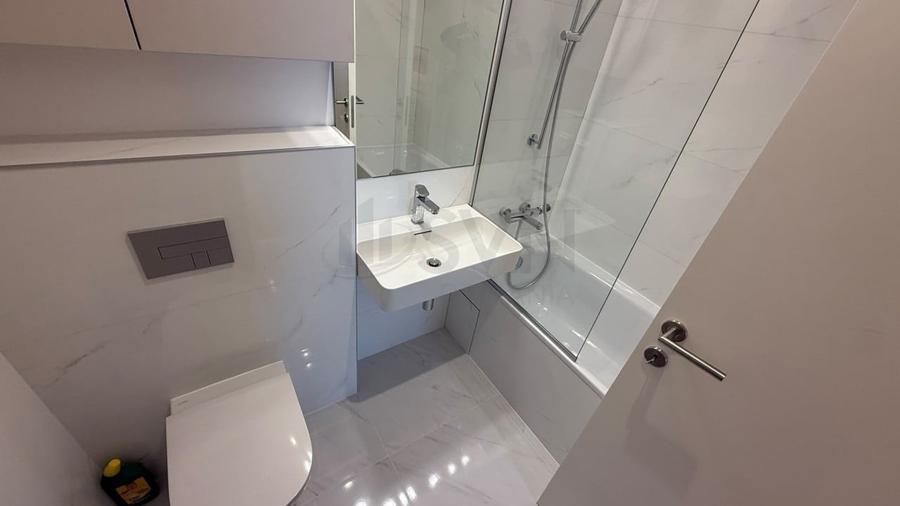 Apartament cu 2 camere decomandat în Aviației