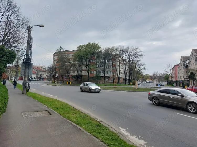 Garsonieră semidecomandată în Lunei