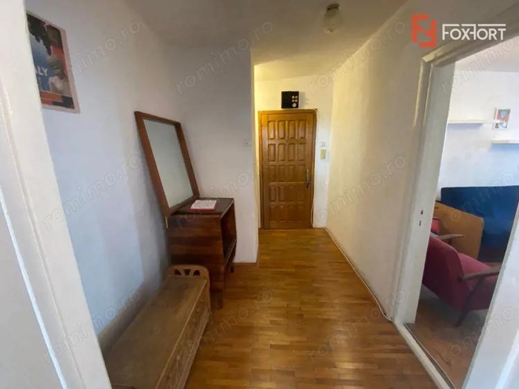 Apartament cu 2 camere semidecomandat, mobilat în Cetății