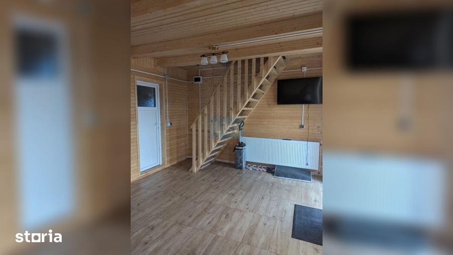Casă cu 4 camere cu Teren 1000 Mp în Mărișel