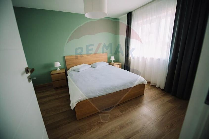 Apartament cu 2 camere decomandat în Podgoria