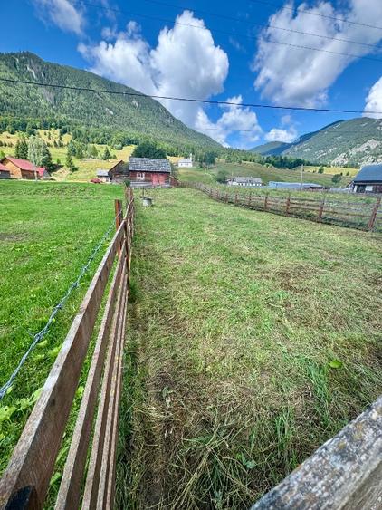 Teren Construcții intravilan de 520 mp, în Trei Fântâni
