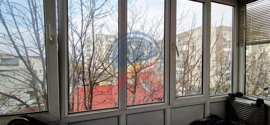 Apartament cu 4 camere decomandat în Gării