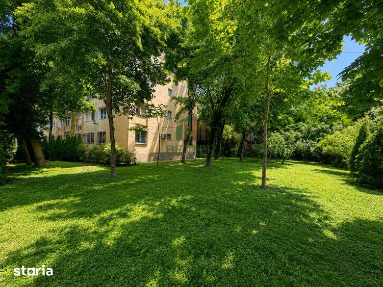 Apartament 2 camere - balcon inchis - etaj 2 Sector 4 - 7