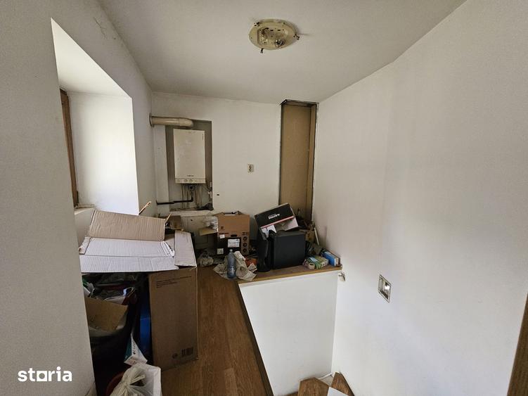 Casă cu 2 camere cu Teren 20 Mp în Central