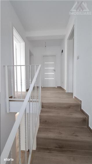 Casă cu 4 camere cu Teren 400 Mp în Rediu