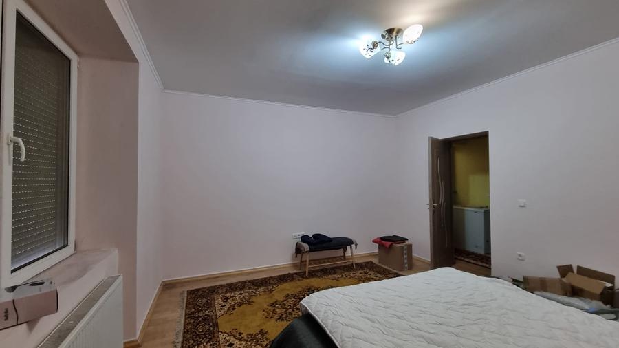 Casă individuală cu 3 camere cu Canalizare în Semicentral