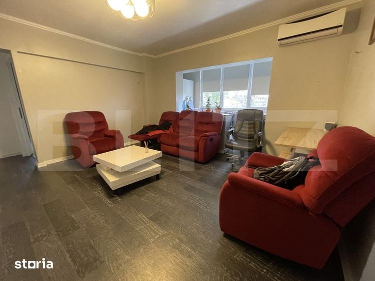 Apartament cu 3 camere, zona centrala - 1