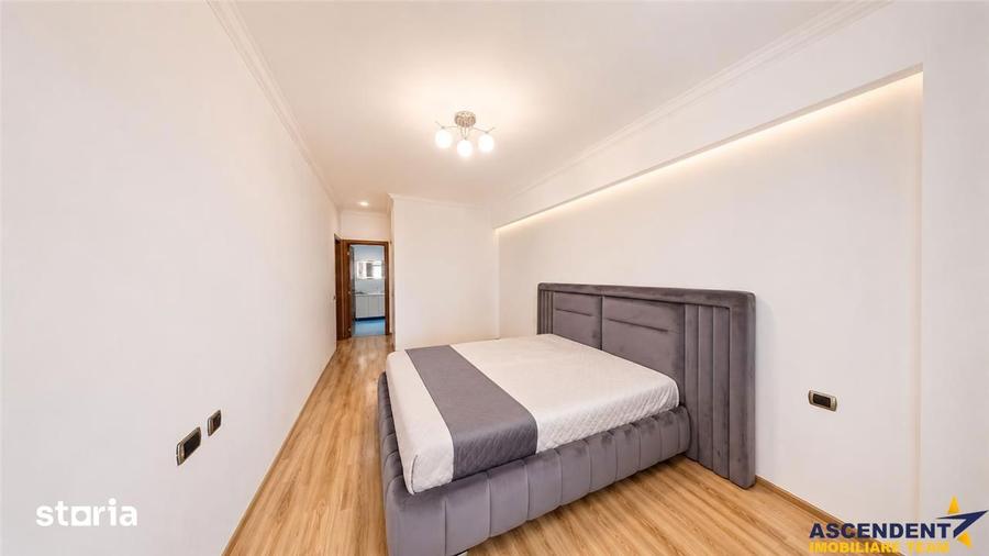 Apartament cu 3 camere în Tractorul
