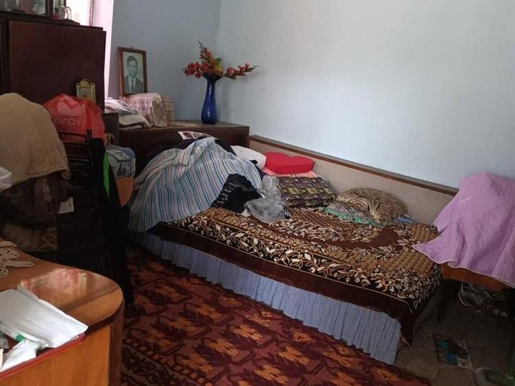 Casă individuală cu 3 camere cu Teren 12000 Mp în Goicea