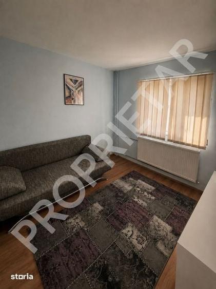 Apartament cu 3 camere semidecomandat în Mărăști