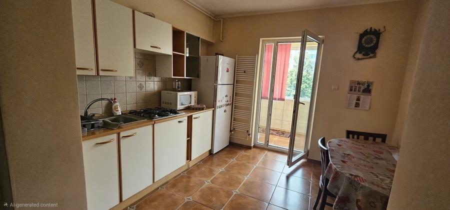 Apartament cu 2 camere decomandat în Casa de Cultură