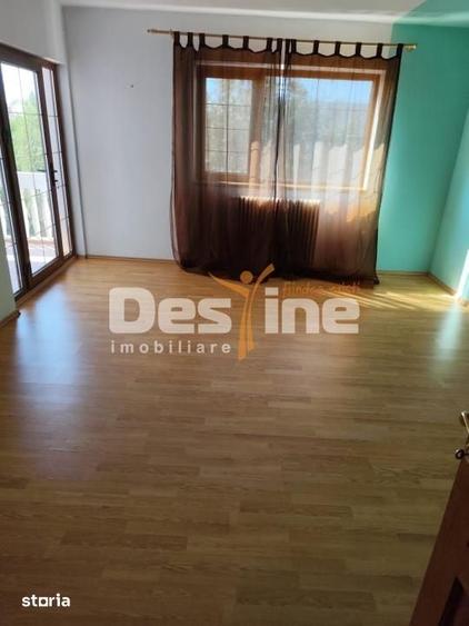 Casă cu 6 camere cu Teren 1168 Mp în Cocorăștii Mislii