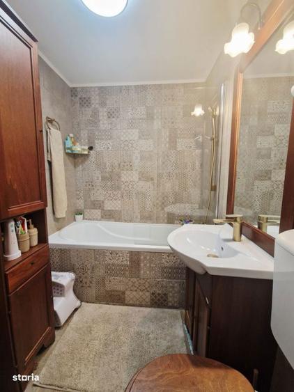 Apartament cu 2 camere semidecomandat, mobilat în Baicului