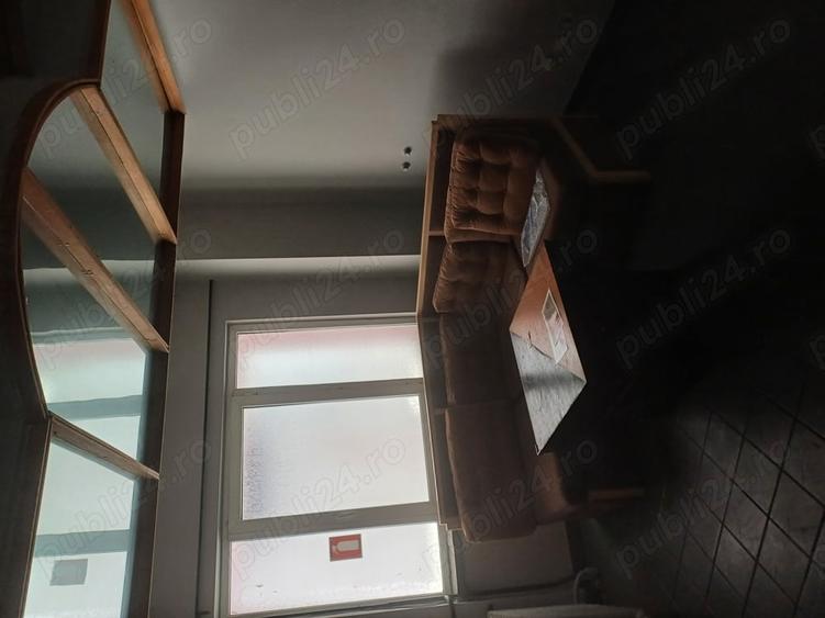Spațiu comercial, de 377 mp, în Central