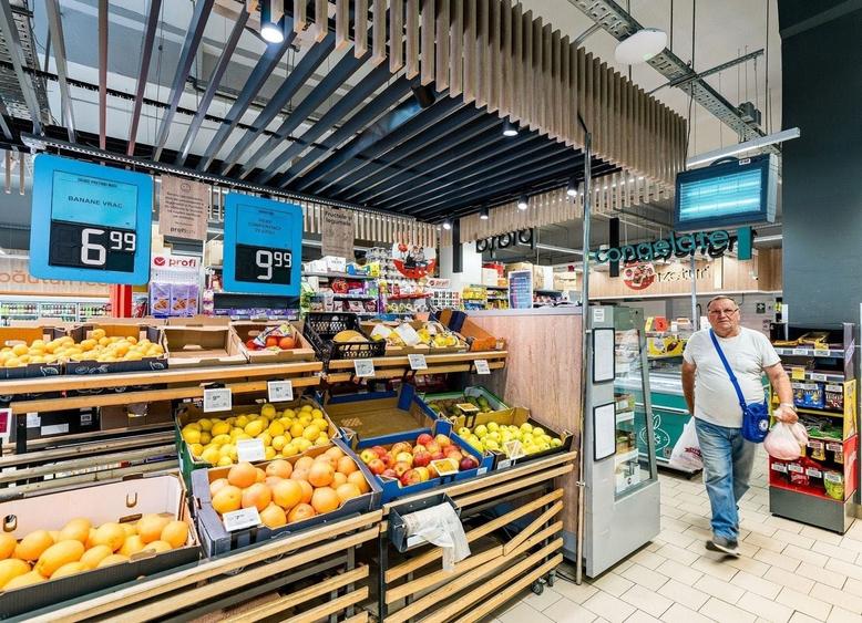 Spațiu comercial, de 328 mp, în Central