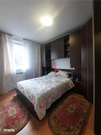 Apartament cu 3 camere semidecomandat în Gara de Nord