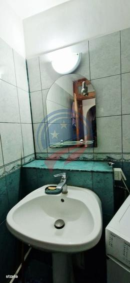 Apartament cu 4 camere decomandat în Gării