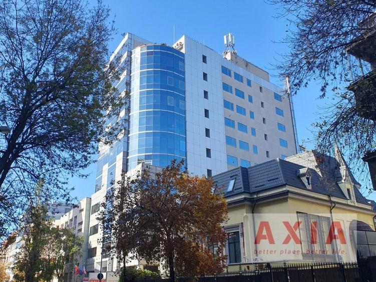 Birou, de 1,150 mp, în Cișmigiu