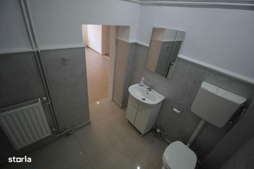 Spațiu comercial, de 100 mp, în Central
