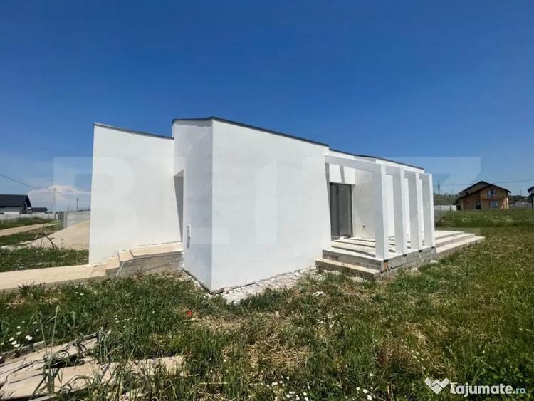 Casă cu 3 camere cu Teren 256 Mp în Central