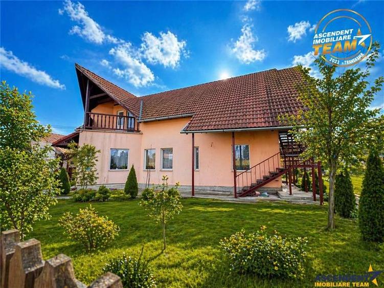 Duplex cu 6 camere cu Canalizare în Chilieni