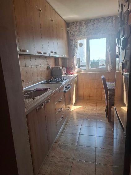 Apartament cu 2 camere decomandat în Brâncoveanu