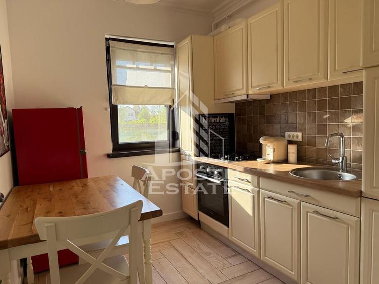 Apartament cu 2 camere decomandat, mobilat în Dumbrăvița