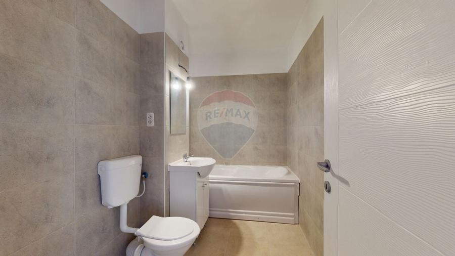 Apartament cu 2 camere semidecomandat, mobilat în Sânpetru