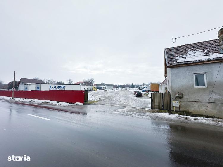Spațiu comercial, de 500 mp, în Adămuș