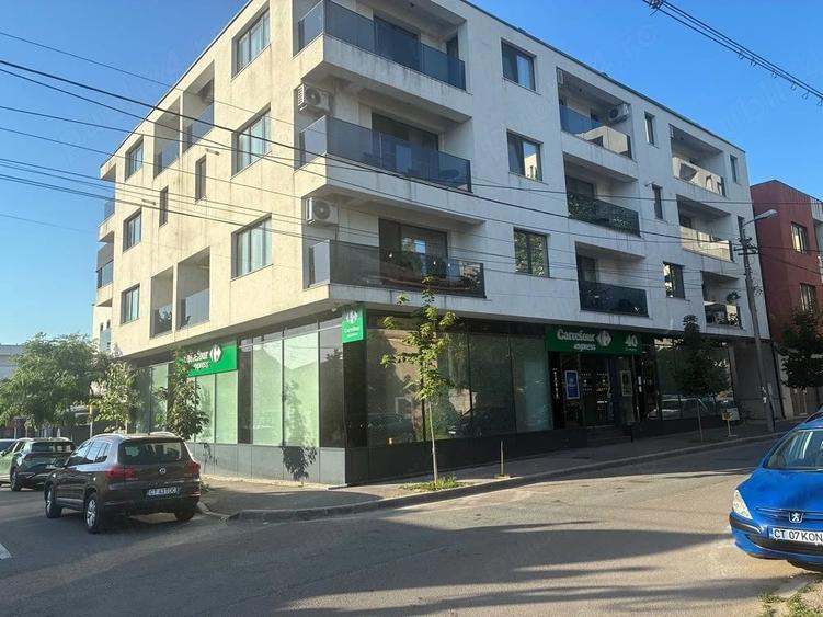 Apartament cu 2 camere decomandat în Faleza Nord