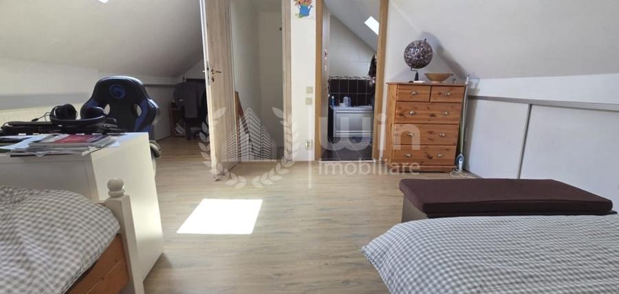 Apartament cu 3 camere semidecomandat, mobilat în Mănăștur