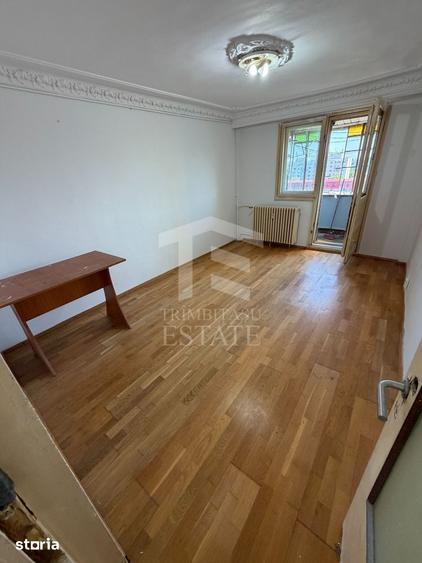 Apartament cu 2 camere decomandat în Berceni