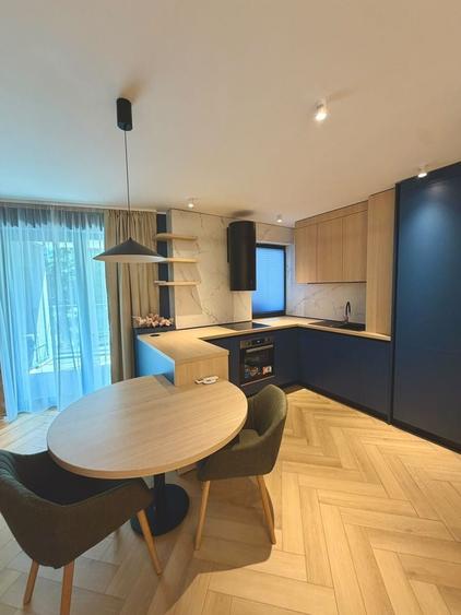 Apartament cu 2 camere decomandat, mobilat în Mărăști