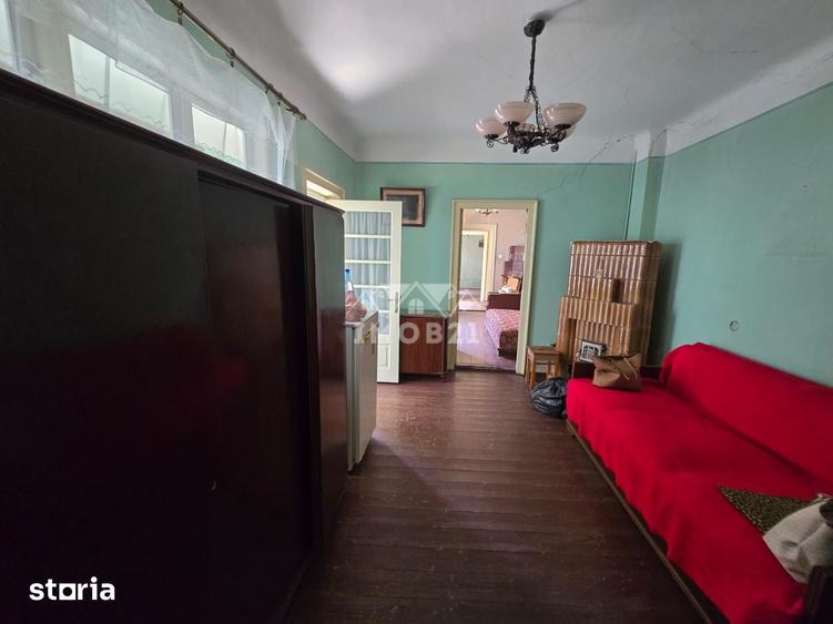 Casă cu 3 camere cu Teren 247 Mp în Central