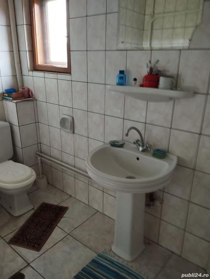 Casă cu 2 camere cu Teren 8000 Mp în Budieni