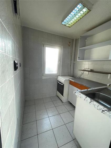 Apartament cu 2 camere semidecomandat în Pantelimon