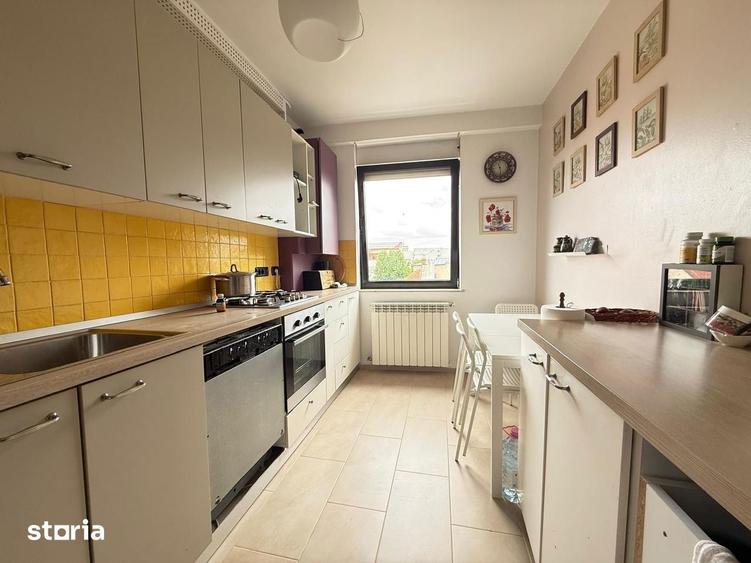3 CAMERE ? CENTRALA PROPRIE ? LIFT ? VEDERE LIBERA ? ZONA CENTRALA 10 - 7