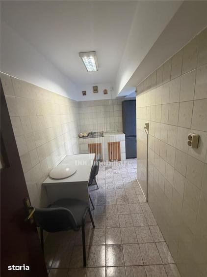 Apartament cu 2 camere decomandat în Centrul Civic