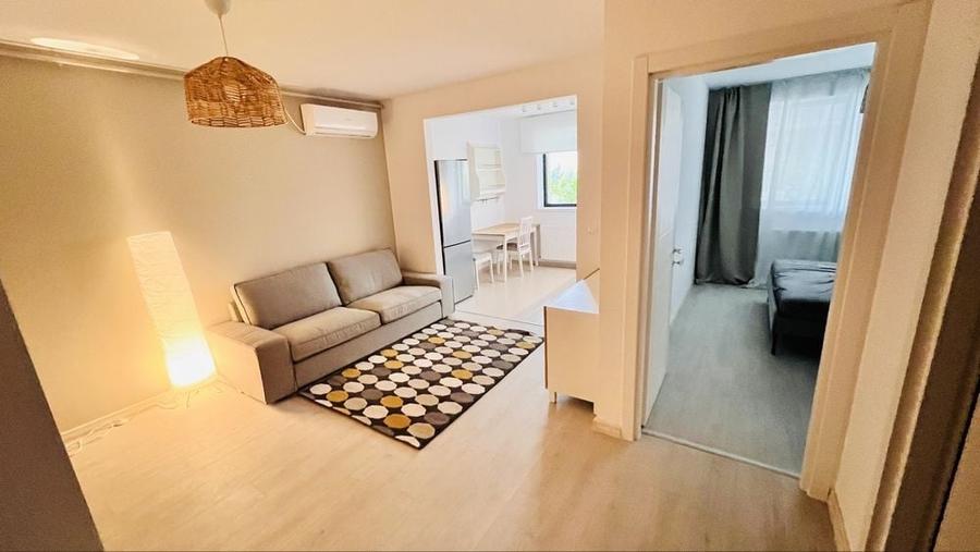 Apartament cu 2 camere decomandat în Cățelu