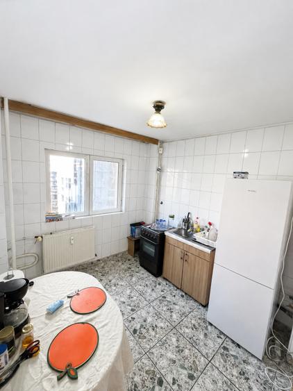 Apartament cu 2 camere semidecomandat, mobilat în Obor