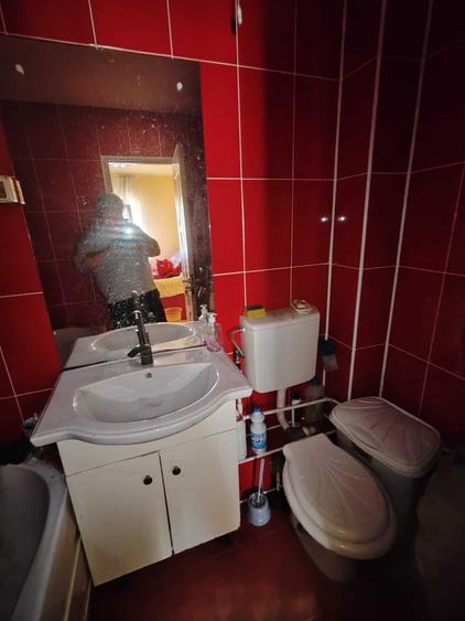 Garsonieră decomandată în Central
