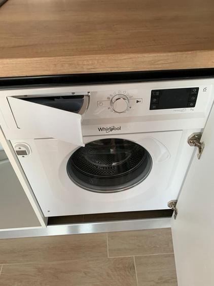 Apartament cu 3 camere decomandat în Bucureștii Noi